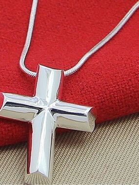 🩶 NEW Sterling Silver Cross Pendant Necklace - Shiny Silver 🩶